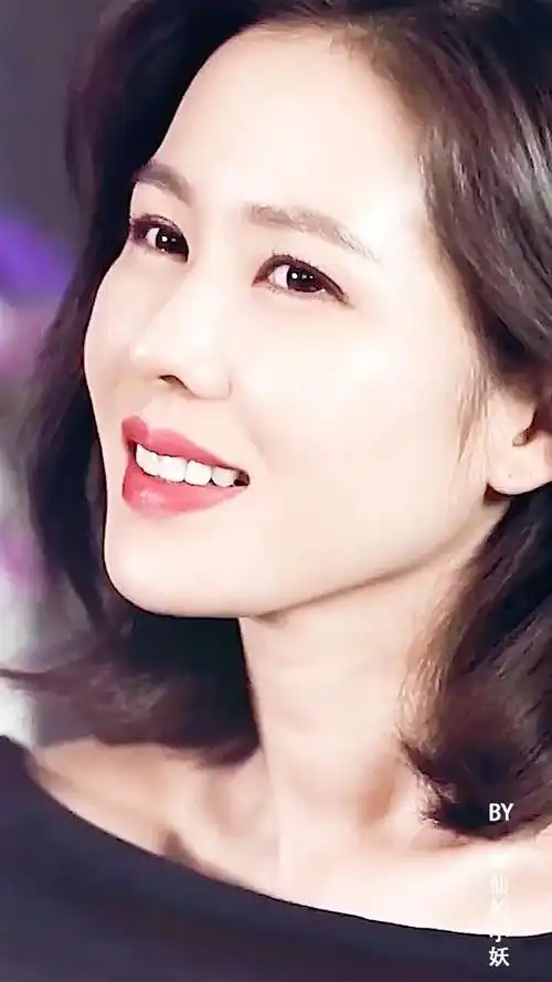 据说短发看多了会上瘾,你们觉着呢?#孙艺珍