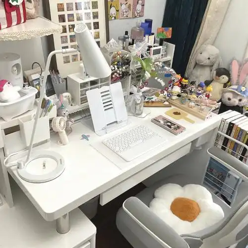 书桌布置ins风书桌改造指南