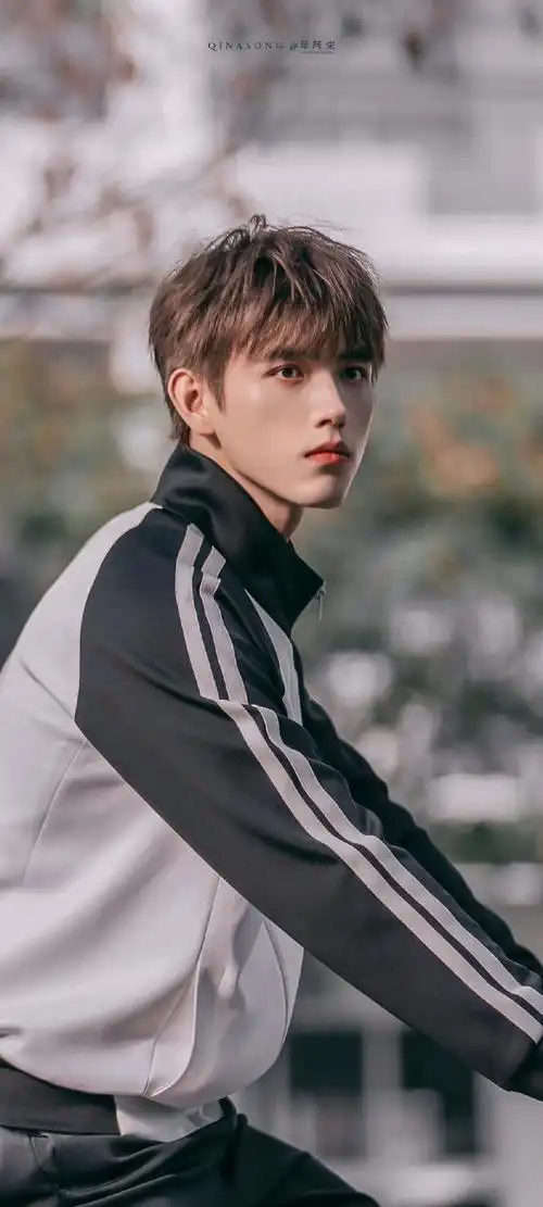 陈飞宇壁纸给阿瑟的美貌跪了