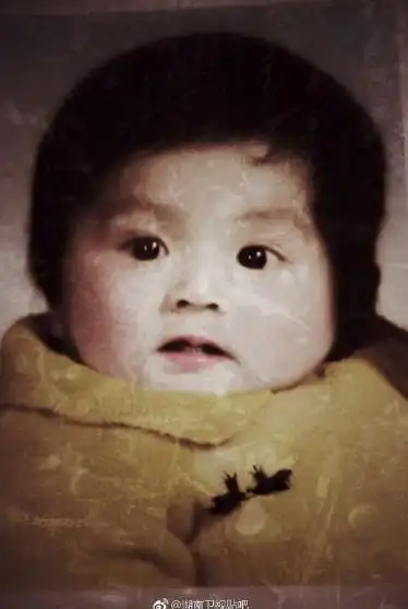 明星童年照!陈乔恩可爱杜江呆萌杨迪从小皮到大