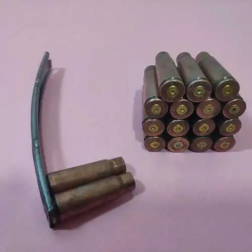 子弹壳工艺品81桥夹95桥夹壳摆件影视道具摆件军迷收藏95绿色实心头