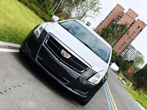 铁岭凯迪拉克xts镭射闪白镭射闪黑汽车改色贴膜案例欣赏