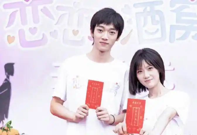 原创恋恋小酒窝官宣男主阵容清一色阳光帅气看完女主熬夜追