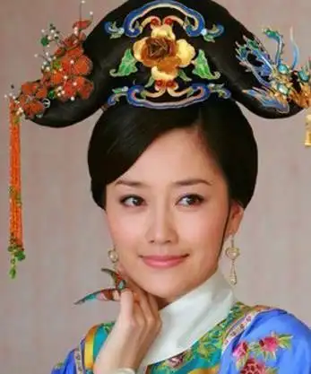 历史上令妃被毒死 历史上的令妃和电视剧里面的一样吗