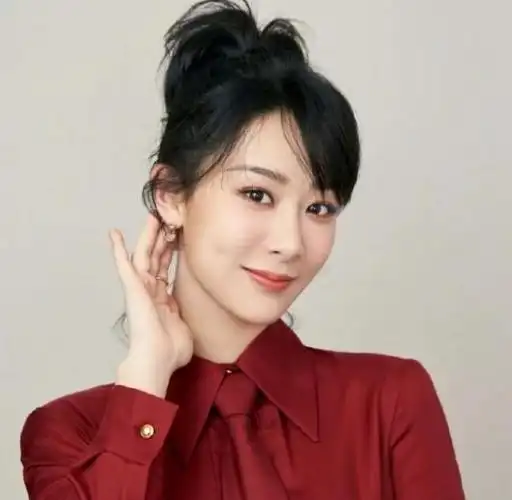 哪些女明星的小酒窝,惊艳了你一辈子