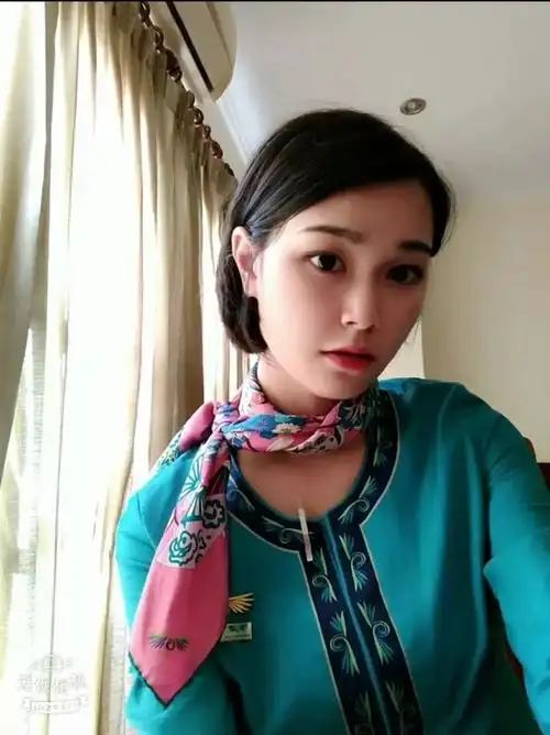澜湄航空空姐罗秀芸有梦为马随处可栖