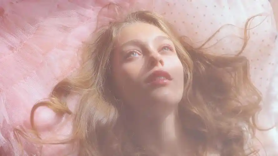 欧美美女仙气飘飘甜美梦幻私房写真,高清壁纸图片,欧美美女-回车桌面