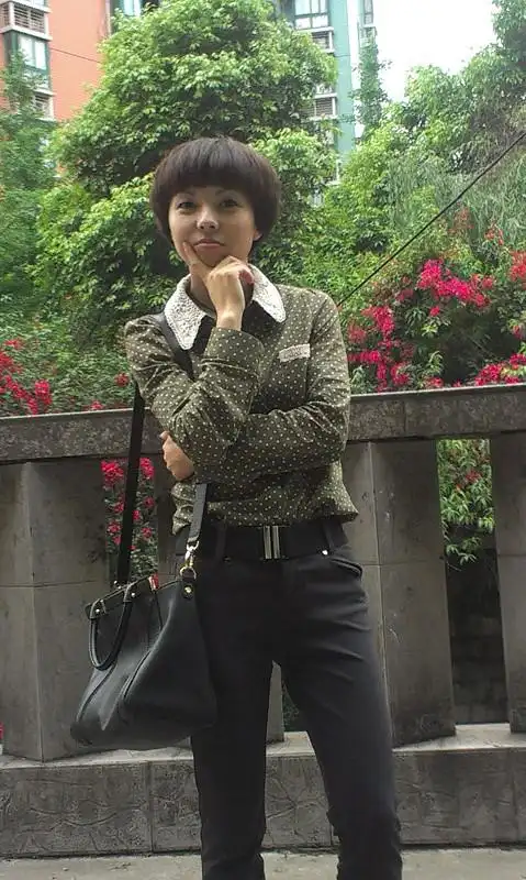 38岁离异女征婚照片(id:70114777)_重庆征婚交友_珍爱网