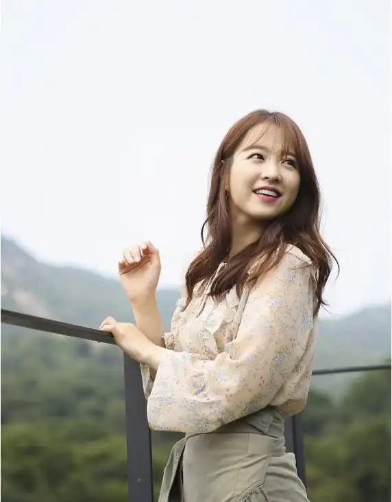 银幕璀璨,镜头下的朴宝英,电影与写真共绘女神魅力画卷!