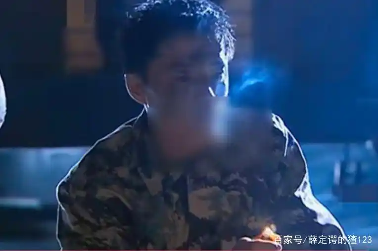 段奕宏新剧抽烟镜头全被p掉,演员连烟都不让吸,算矫枉过正么?