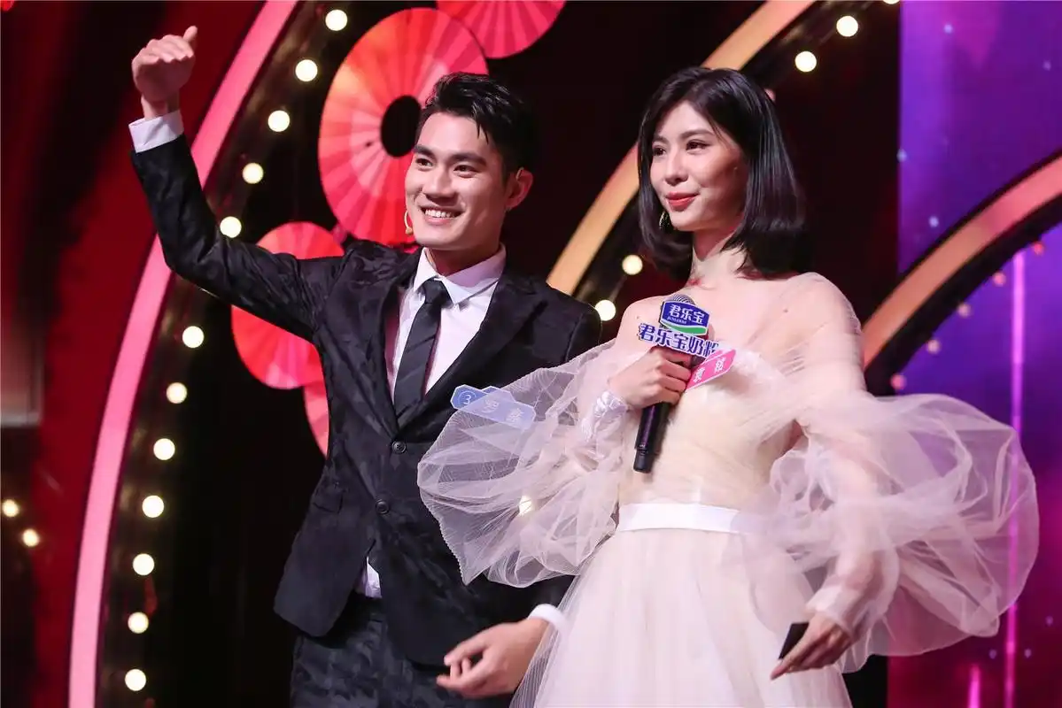 爱情需要仪式感or平平淡淡才是真?《新相亲大会》男女相处模式引热议