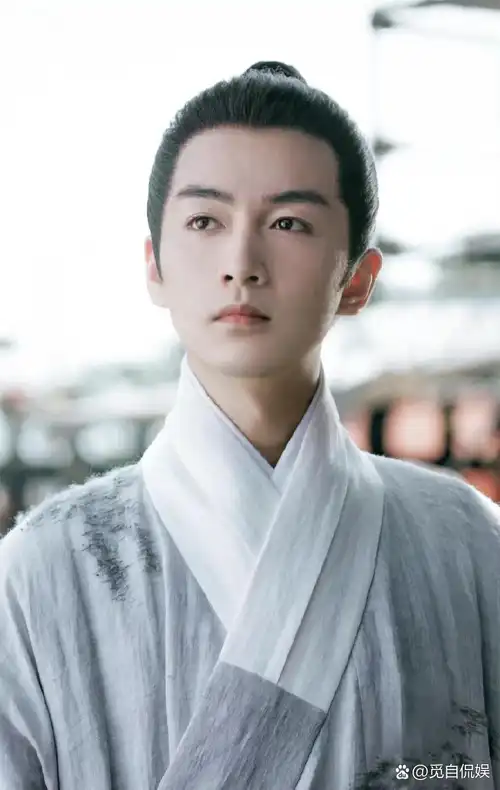 陈晓在《云襄传》中气质翩翩,真是古装角色的绝佳人选,他是如何做到