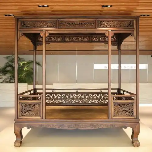 竹节纹冰箱,云龙纹架子床,琵琶椅,快来看中国古典家具有多美_黄花梨