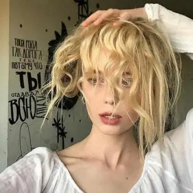 高清个性的欧美女生头像高冷霸气图片