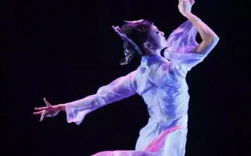 跳古典舞怎么呼吸?