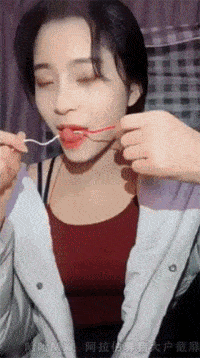 搞笑动态趣图gif萌娃萌宠大嘴唇子留圆