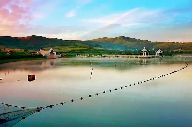 盖州市白沙湾鑫海佳美渡假村     白金跃摄