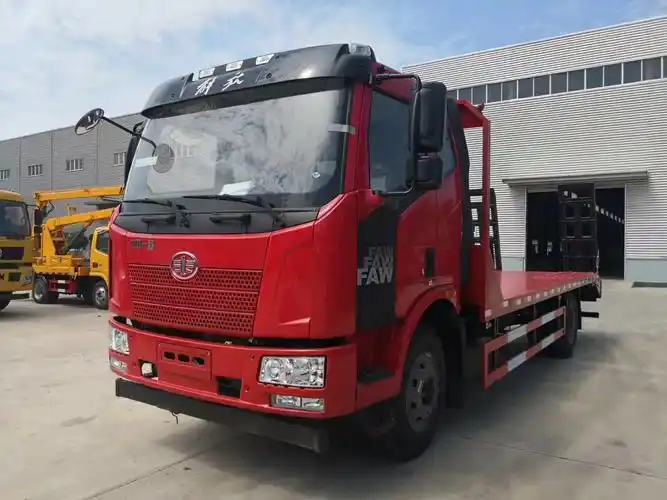 国六解放j6单桥平板车拉15吨挖机平板车图片