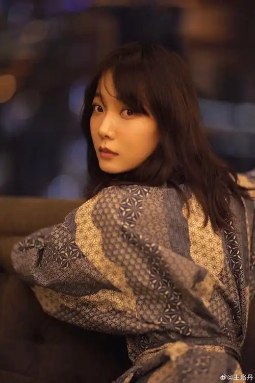 #王珞丹妈妈30秒视频录了1个小时#