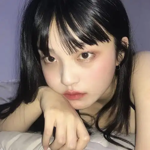 存些自己截的ins美女头像有名字超有感觉的暗黑古灵精怪欧美风