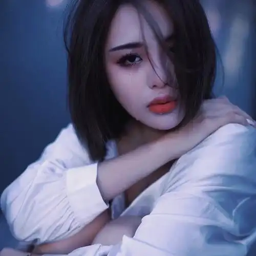 让对方看到心疼的图片头像 高清伤感好看让人一看就心疼的图片头像