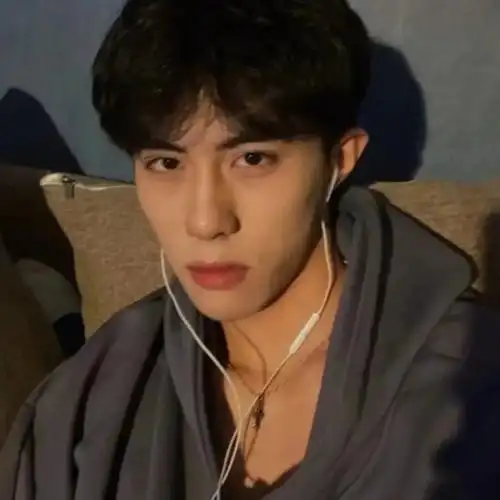 帅气男生头像【298期】_腾讯新闻