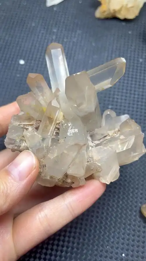 纯天然白水晶晶簇原石