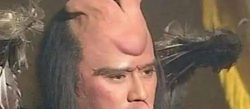 原创有种整容叫封神榜的雷震子卸妆穿上西装帅到不敢认