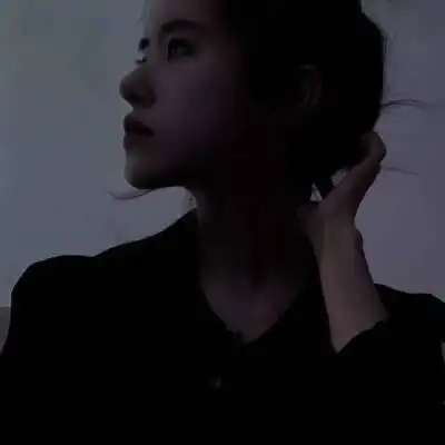伤感女生侧脸头像