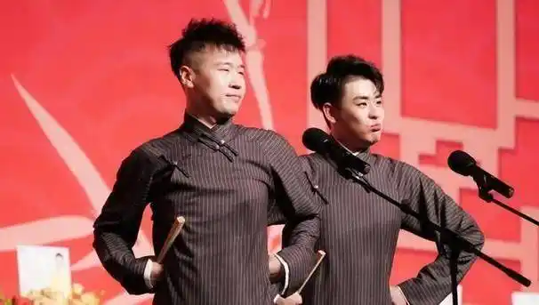 九郎停车场里欢乐多,三庆小霸王的快乐很简单:把兴趣追成职业_张云雷