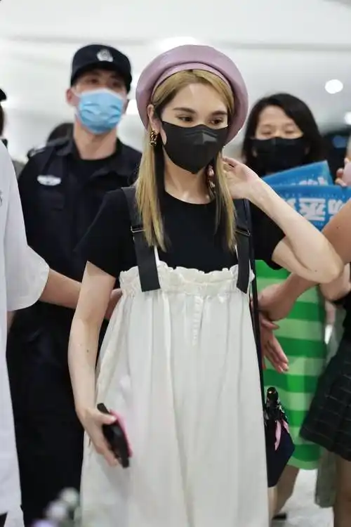 杨丞琳(rainie yang),1984年6月4日出生于台湾省台北市,中国台湾女