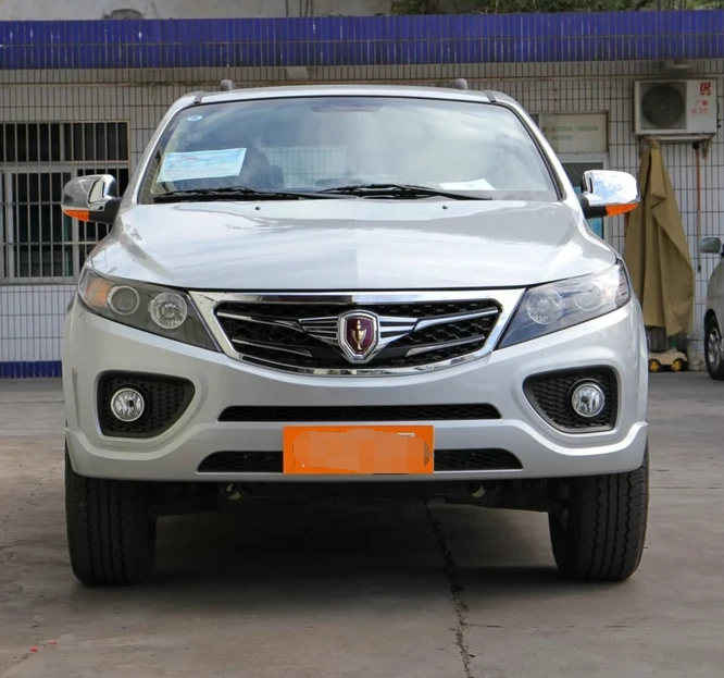 华晨雷诺金杯-金杯s50,成型新颖,全身比例协调,实用性很高