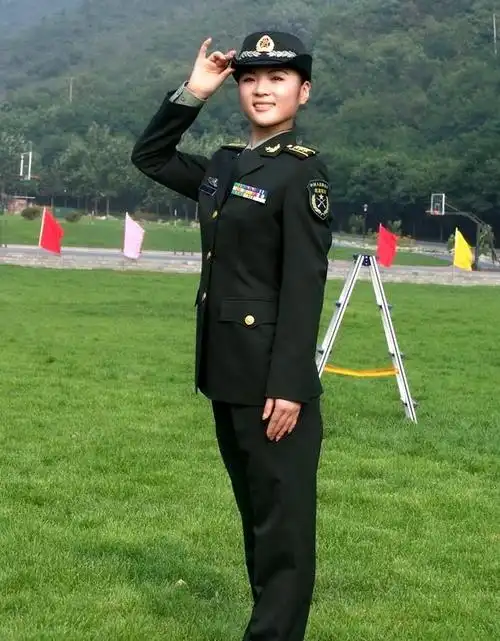 【引用】女兵风采