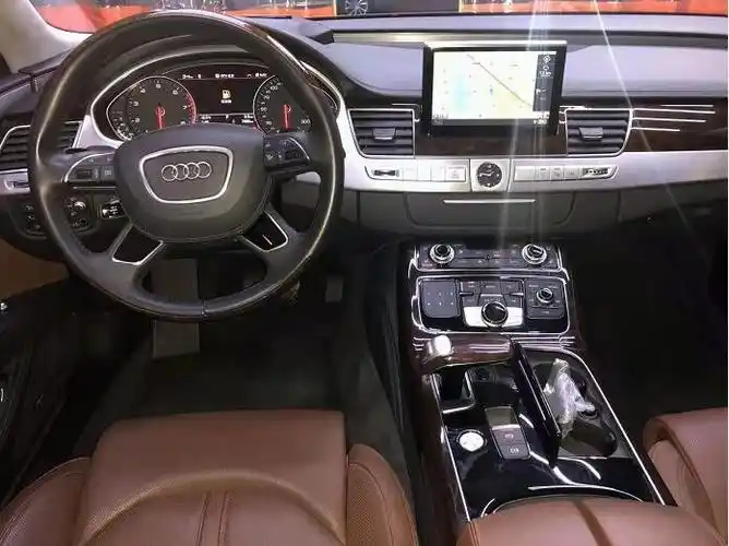 新款奥迪a8 w12现车闪耀来袭价格优惠