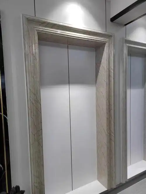 现代摩天大楼时,可能很少有人会驻足思考,那些静默无声开合的电梯门套