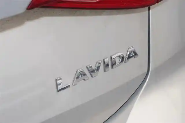 大众朗逸起价跌破6万,看完商家的条件,你觉得划算吗?