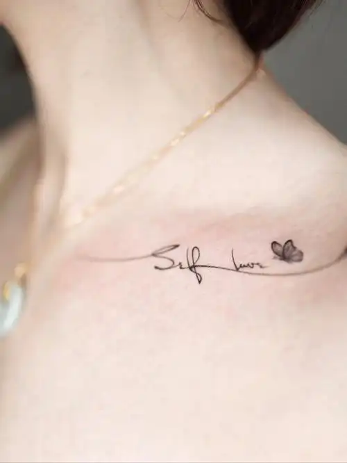 纹身都差点睡着不疼女生线条英文纹身