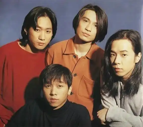 beyond #黄家驹#黄家驹和张国荣 我不仅喜欢张国荣, - 抖音