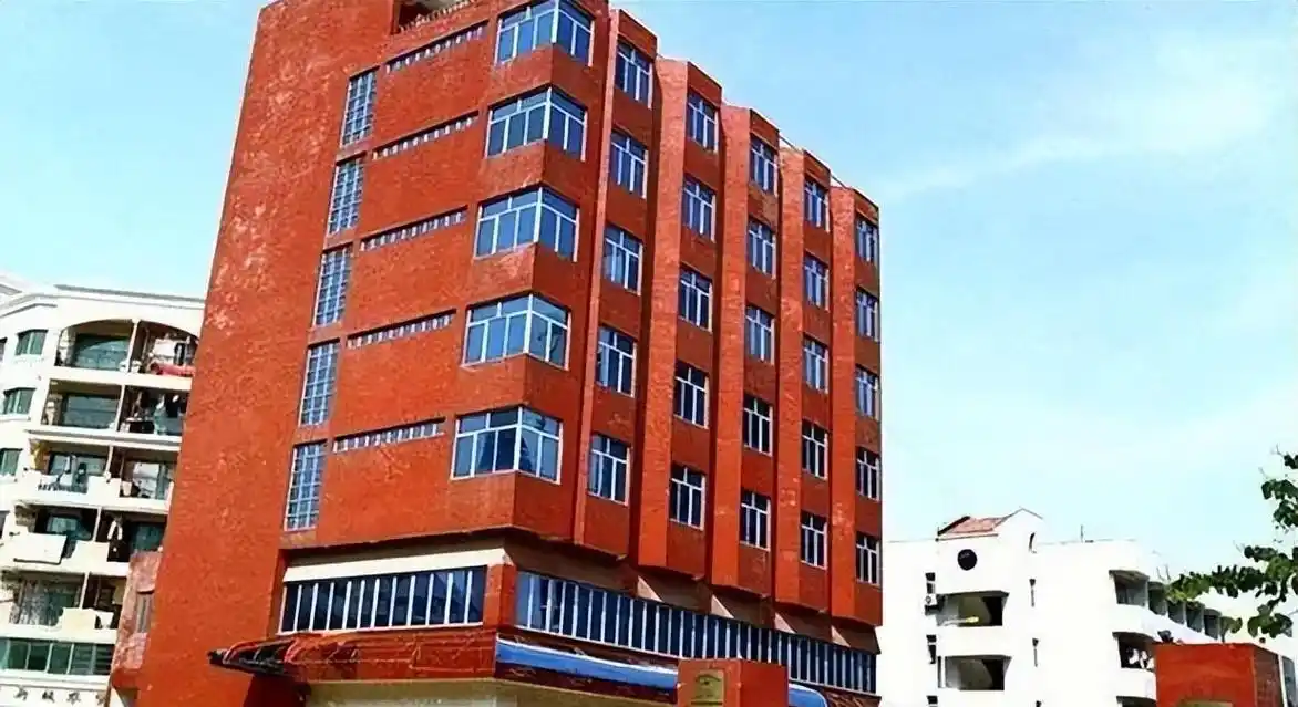 远华集团老总赖昌星,从捡破烂到亿万富翁,人生经历堪称传奇