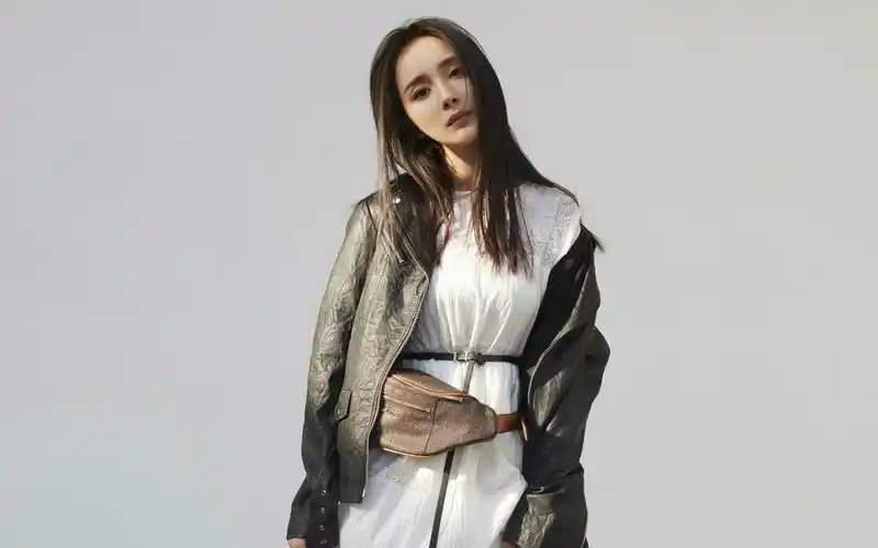 杨幂酷美性感高清桌面壁纸