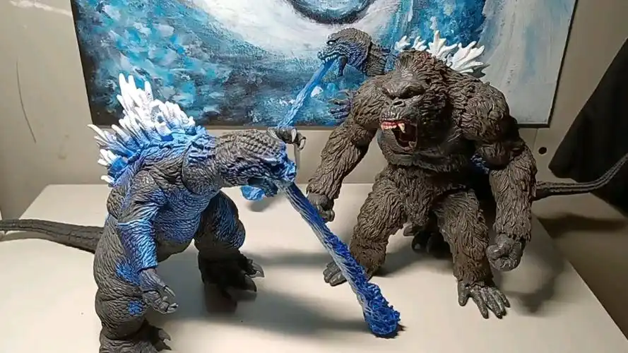 neca01年哥斯拉正盗版对比 mezco neca