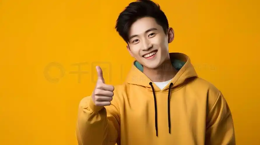 活力男性运动场景人像摄影图在照片中一名18岁的中国