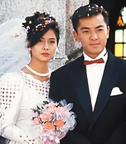 狂野年代:郑伊健与丁克妻的不老传奇