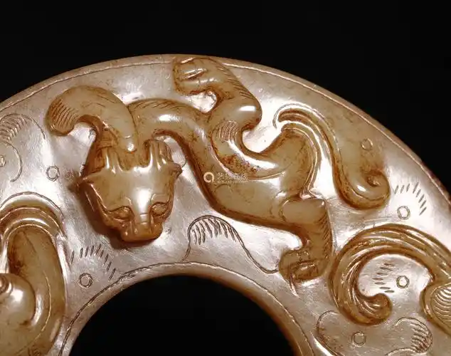 汉代双螭龙谷纹玉瑗