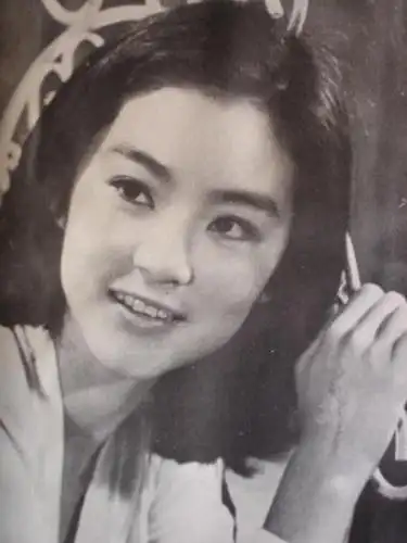一代美女林青霞的老照片