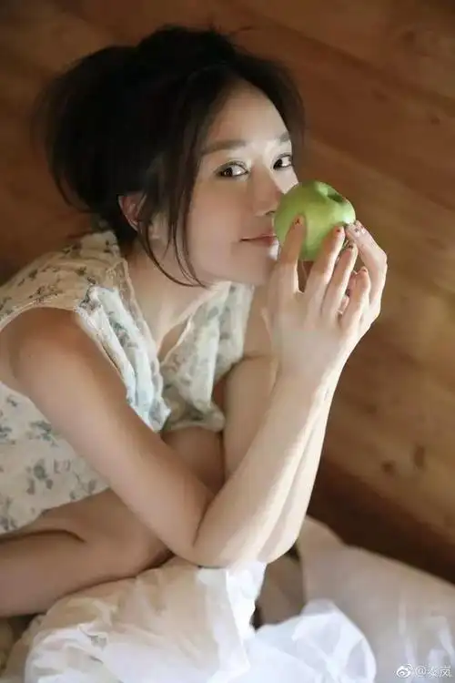 《延禧攻略》火了一个富察皇后,37岁的秦岚活成了女人最美的样子