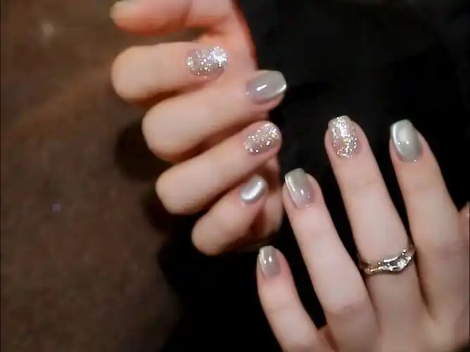 夏日爆闪气质千金感美甲