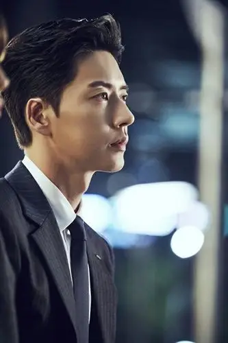 《初吻有七次》曝剧照 朴海镇变身可怕职场上司【组图】