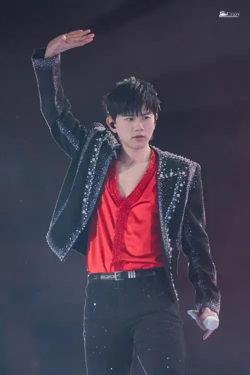 张杰三生三世蒙眼杀##张杰未live开往1982巡回演唱会