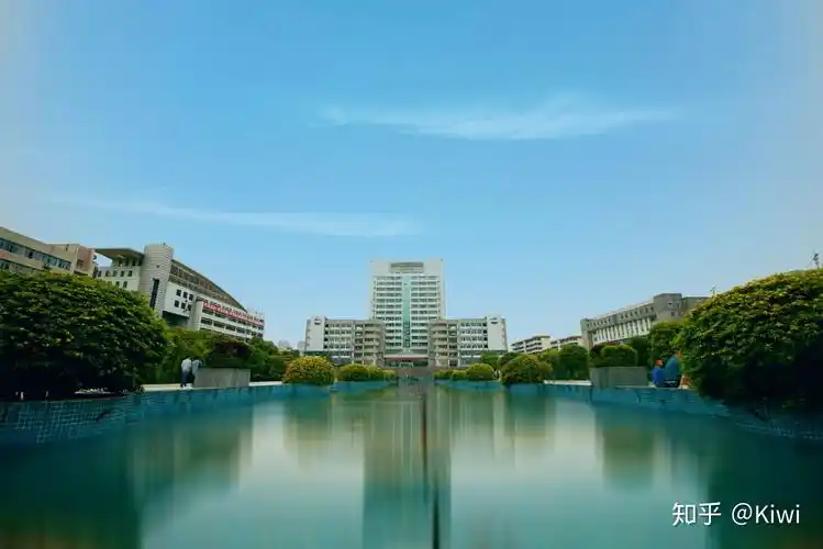 南华大学的环境怎么样? - 知乎